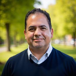 Fernando Arce-Larreta professional headshot